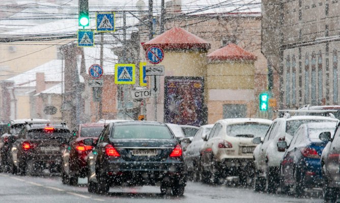 Автоэксперты назвали эффективные методы утепления автомобиля к зиме