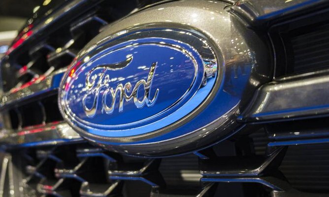 Компания Ford запустила продажи Mondeo с расходом топлива 4,56 литра на 100 км