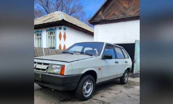 В Казахстане продают 30-летний ВАЗ-2109 с пробегом всего 103 километра