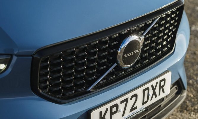 Компания Volvo официально отключила россиян от своих онлайн-сервисов