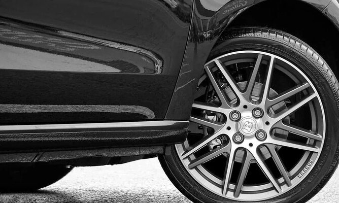 Гибридный Mercedes-AMG SL63 SE Performance обладает мощностью 816 сил