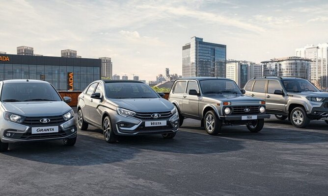 АвтоВАЗ: продажи автомобилей Lada в России в октябре выросли в 2,1 раза
