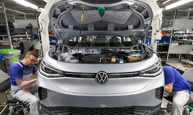 Volkswagen планирует выпустить бюджетный электромобиль