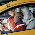 Mercedes-Benz опубликовал видео первого в мире краш-теста двух электрокаров