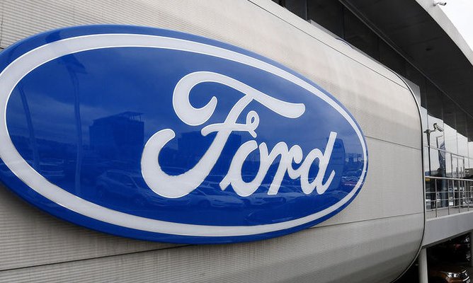 «Автостат»: Ford Focus стал самым популярным авто с пробегом в Санкт-Петербурге