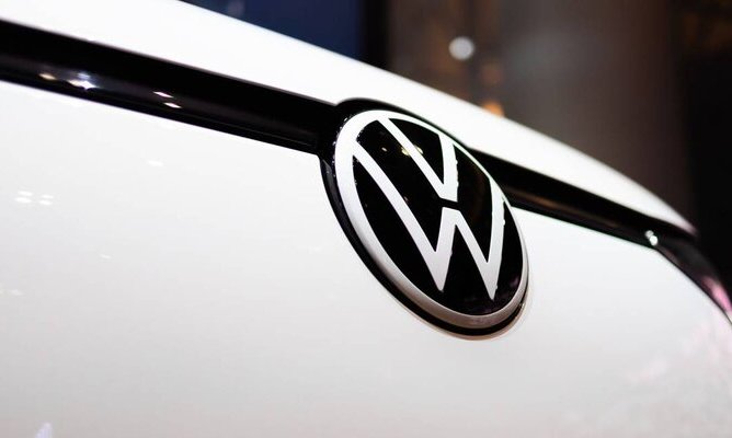 VW сокращает смены на заводе в Цвиккау из-за слабого спроса
