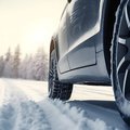 Автогонщица из РФ Илона Накутис нашла легкий способ завести машину в мороз