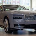 Американец купил сразу два Rolls-Royce и стал первым в США владельцем Spectre