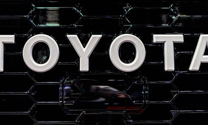 В Японии запустят продажи легендарного Toyota Land Cruiser 70 29 ноября