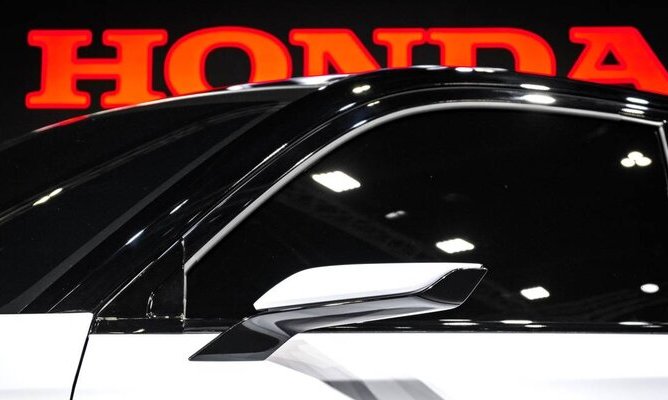 В России нашли новые кроссоверы Honda ZR-V за 4,3 млн рублей