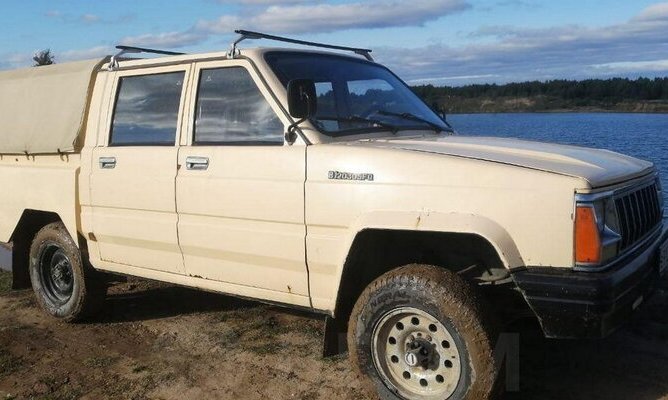 В России продают китайский клон Jeep Cherokee на шасси УАЗ-469