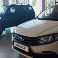 LADA Granta является самым продаваемым автомобилем в РФ уже 19 месяцев подряд